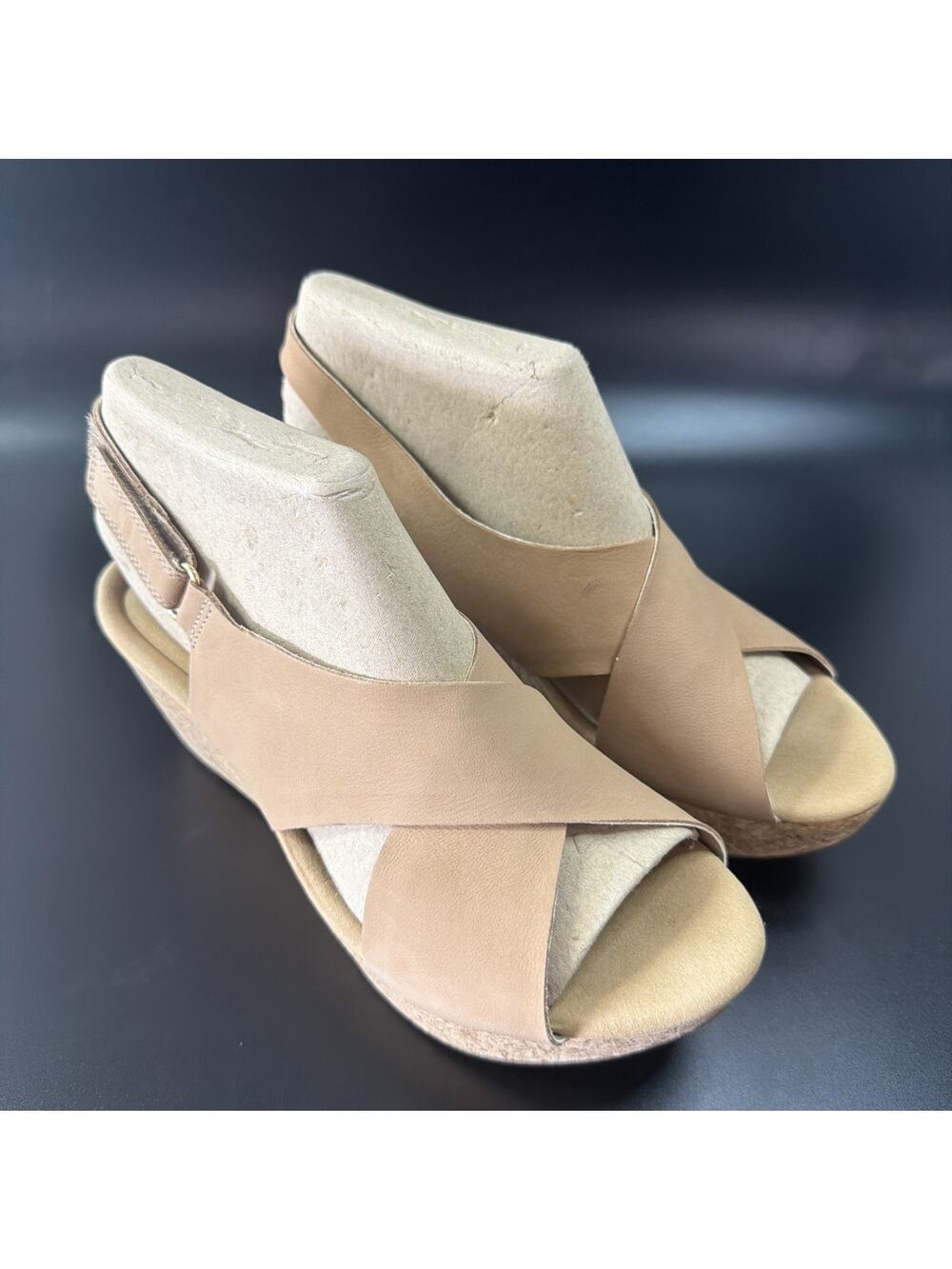 CLARKS WOMEN ANNADEL EIRWYN WEDGE SANDAL SAND NUBUCK SIZE 11